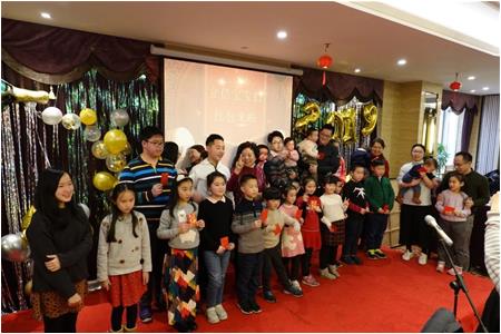 金豬迎春，共創輝煌